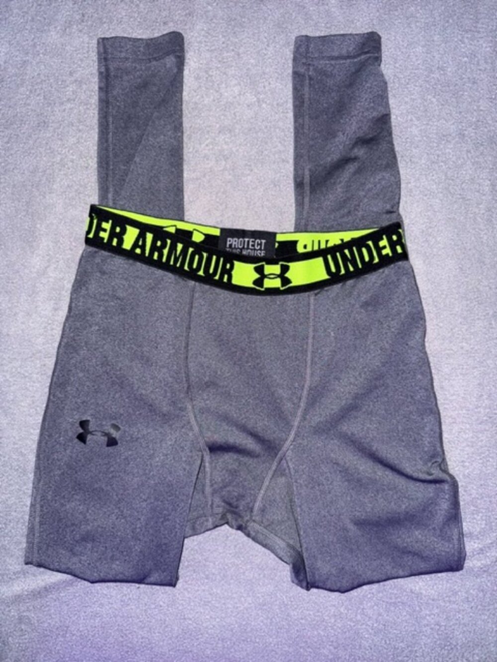 Under Armour HeatGear Compression Pants Men’s Small Gray Neon Waistband Athletic
